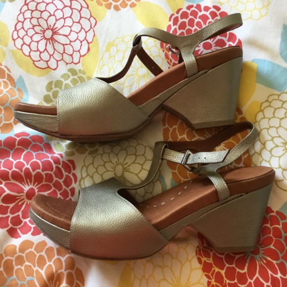 NIB gentle souls by Kenneth Cole sandals - Picture 4 of 8